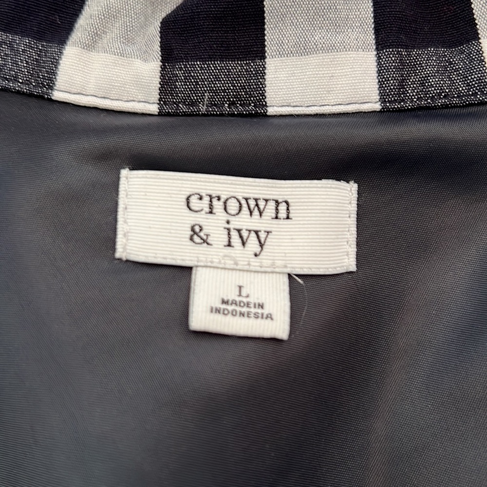 Crown & Ivy Lightweight Jacket - Picture 7 of 8